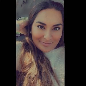 Meet your Posher, Jasmine